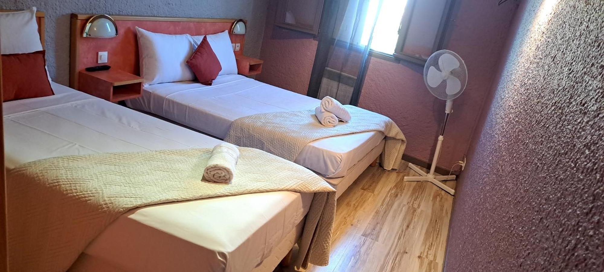 Hotel Restaurant Les Alizes Loriol Le Pouzin Ngoại thất bức ảnh