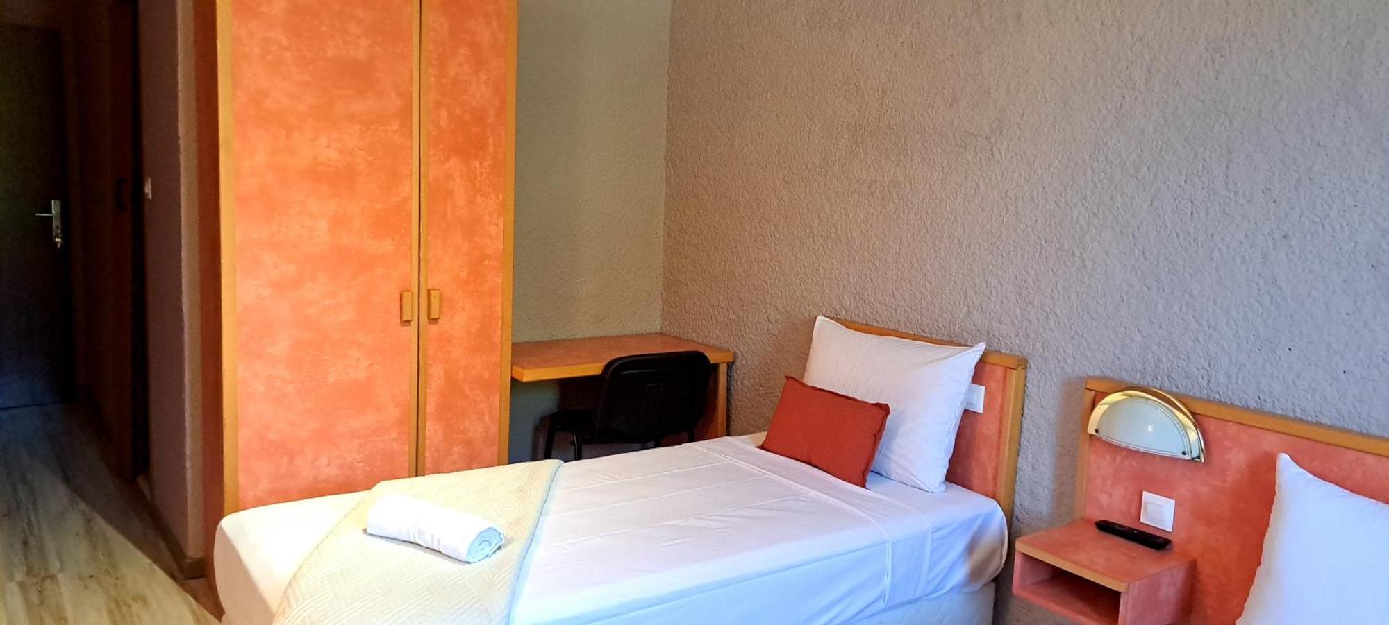 Hotel Restaurant Les Alizes Loriol Le Pouzin Ngoại thất bức ảnh