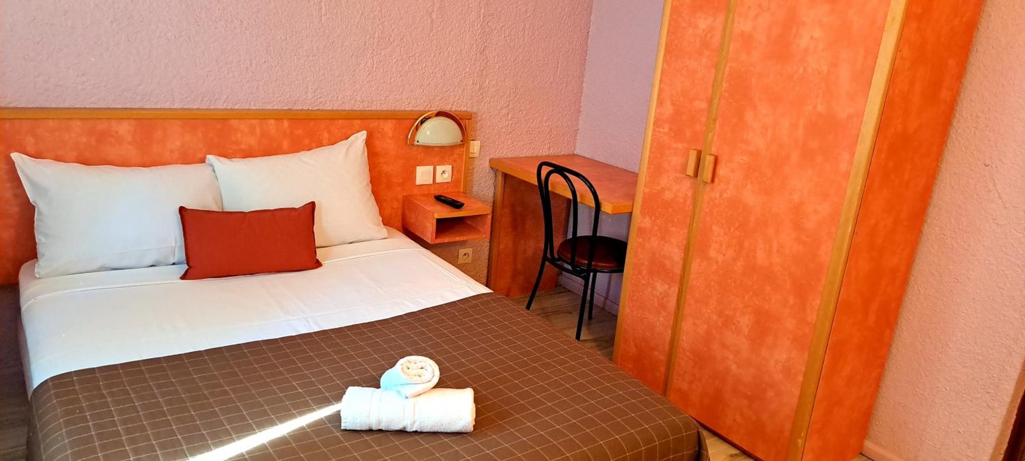 Hotel Restaurant Les Alizes Loriol Le Pouzin Ngoại thất bức ảnh